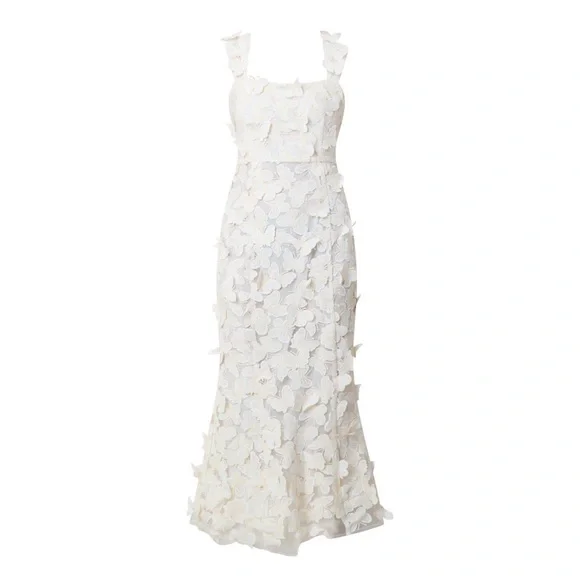 scarlett midi dress in cream elliatt NEW NWT Elliatt Scarlett Butterfly Midi Dress In Cream is available for purchase on au PAY Market - Imported Goods Online Store Co.Ltd. | au PAY Market